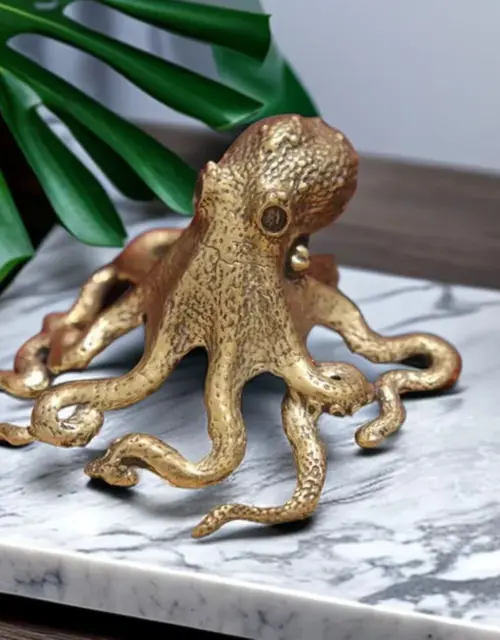 Handmade brass octopus sculpture/home/study/desktop decoration